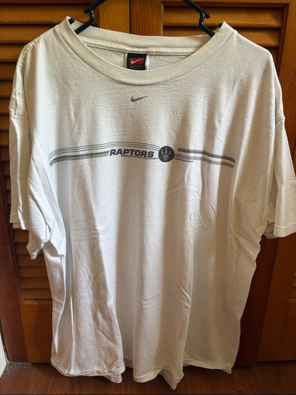 Nike White Toronto Raptors Graphic Short Sleeve Tee Vintage 90s NBA